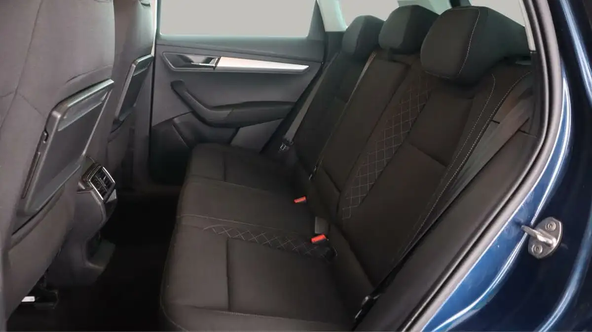 2019-skoda-karoq-16tdi-se-big-15