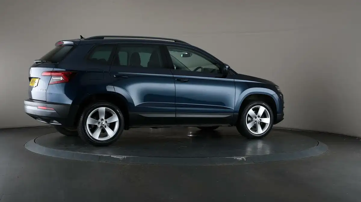 2019-skoda-karoq-16tdi-se-big-63