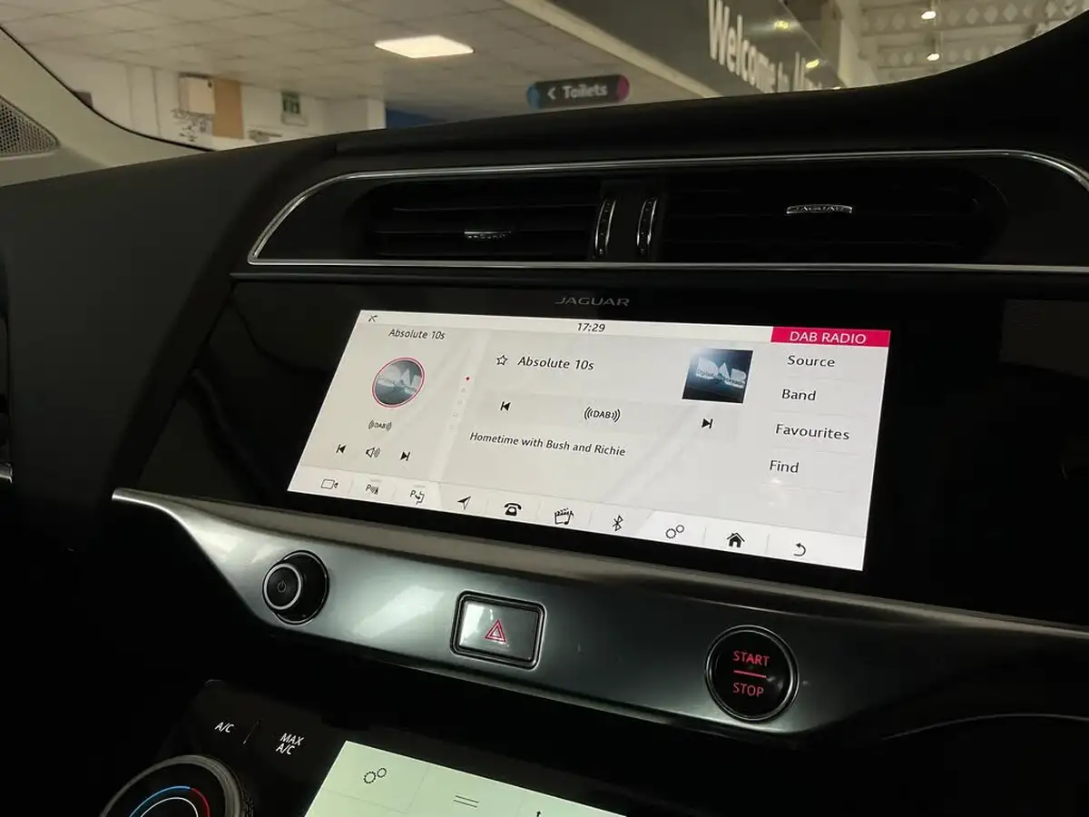 2019-jaguar-i-pace-ev400-s-big-37
