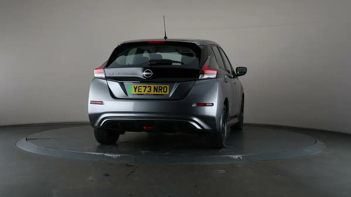 2023-nissan-leaf-e-acenta-39kwh-big-68