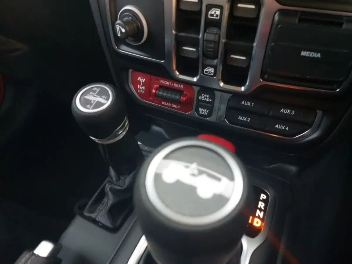 2025-jeep-wrangler-20-gme-rubicon-5d-big-16