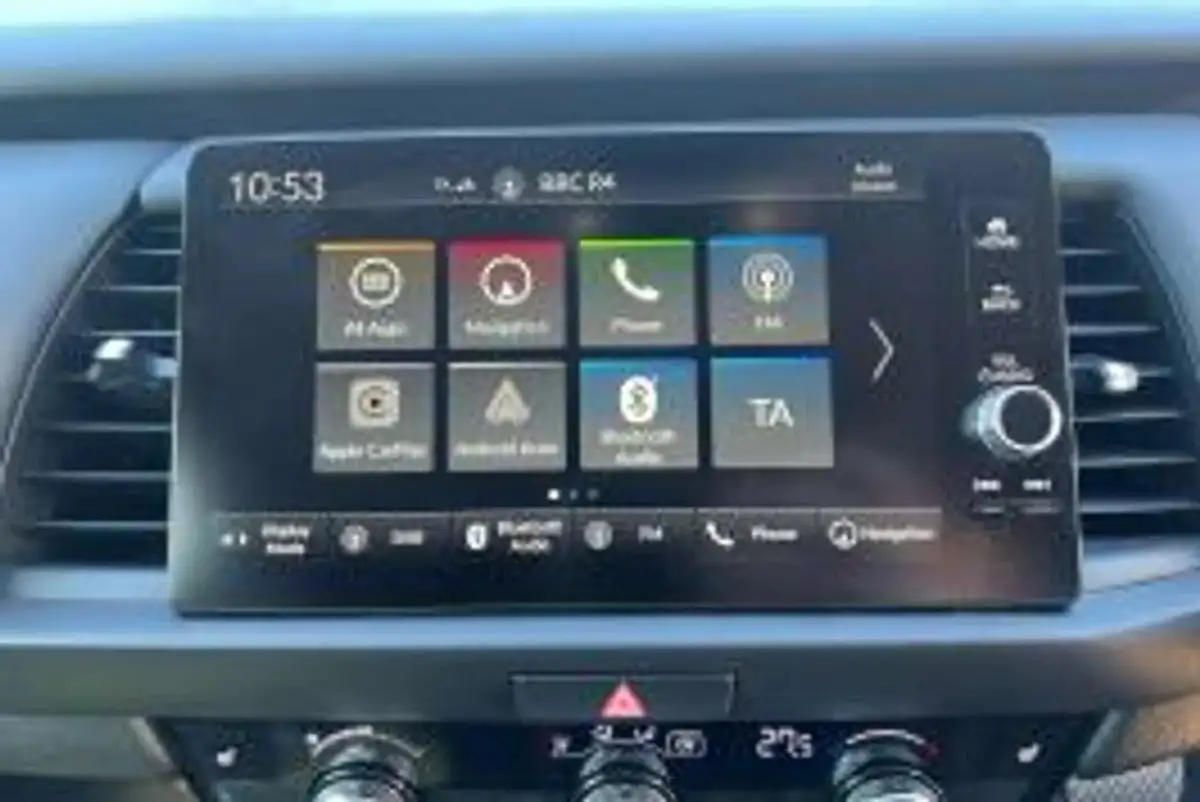 2024-honda-jazz-15-i-mmd-advance-big-23
