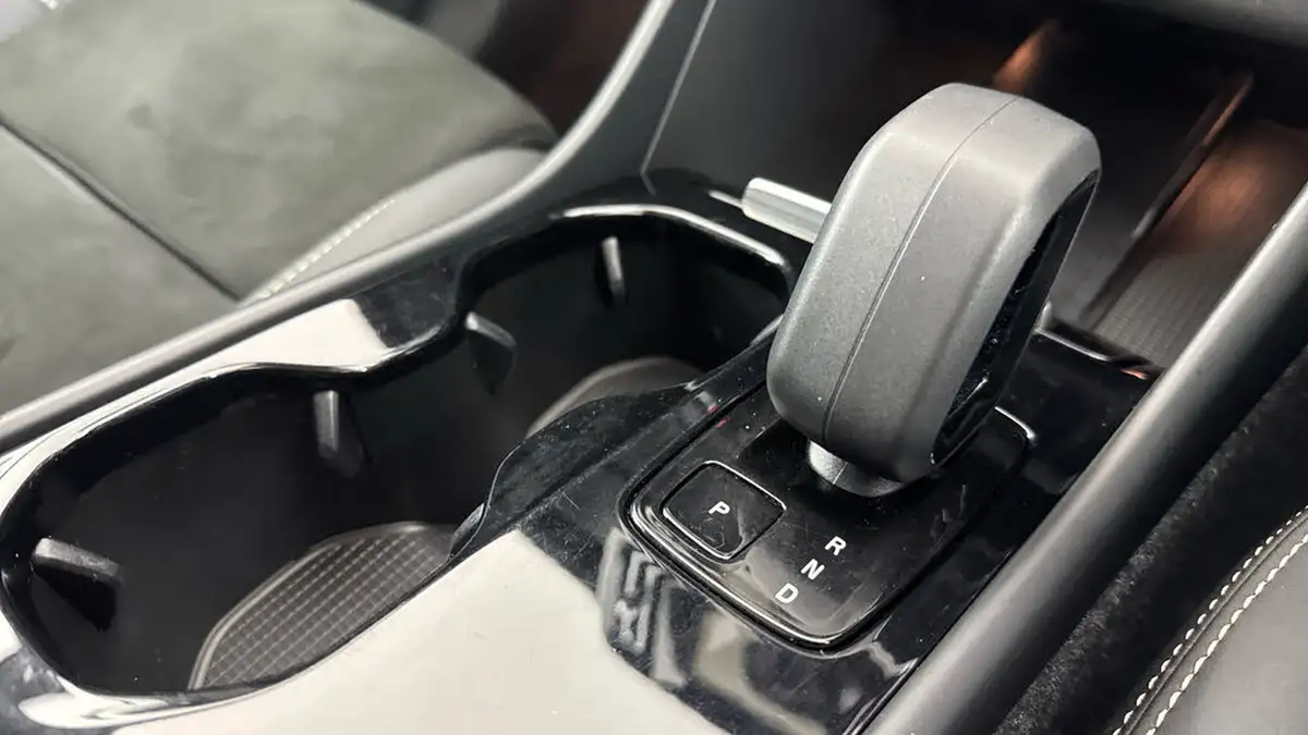 2022-volvo-c40-e-twin-recharge-pro-big-18