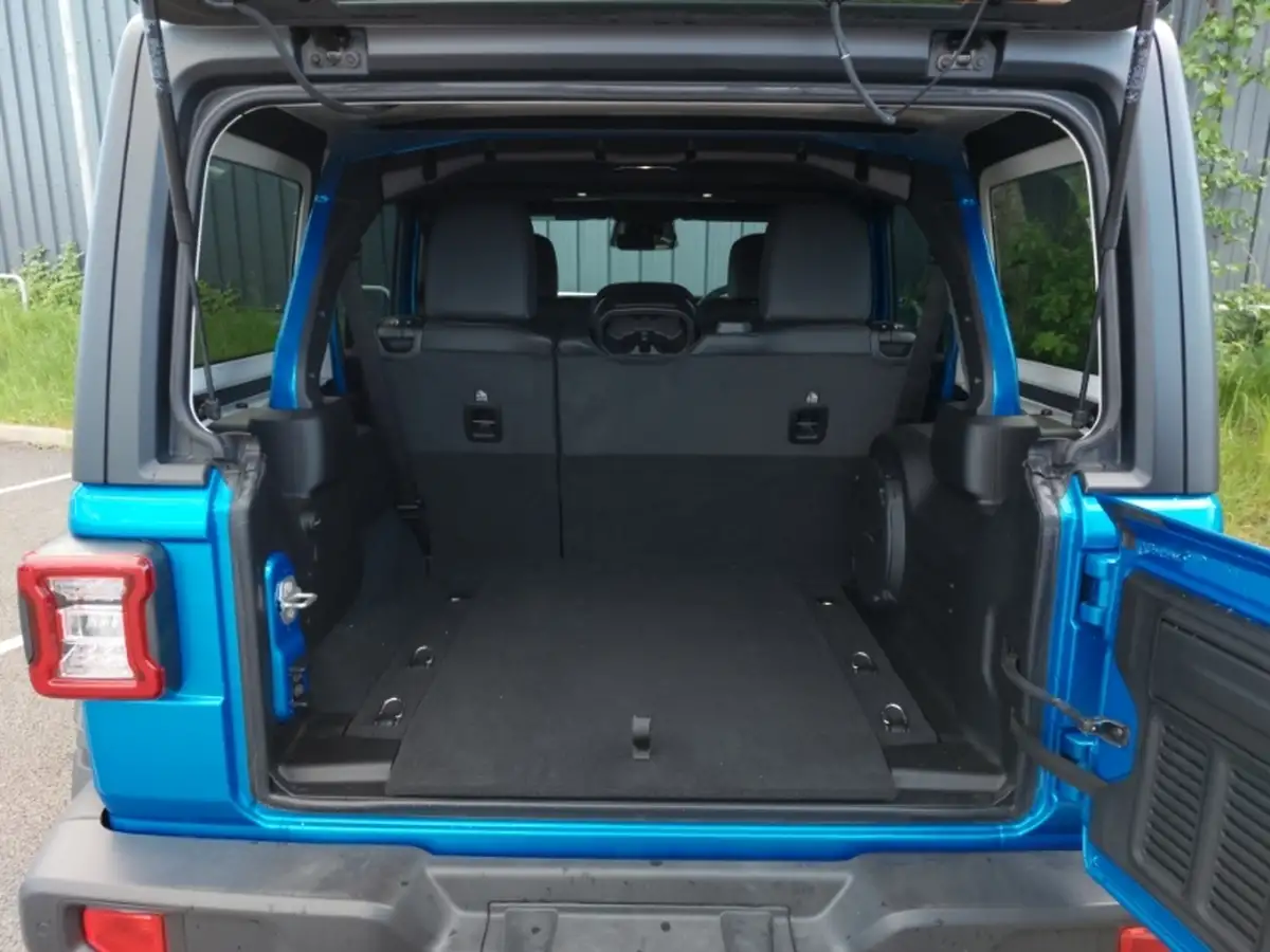 2025-jeep-wrangler-20-gme-rubicon-5d-big-7
