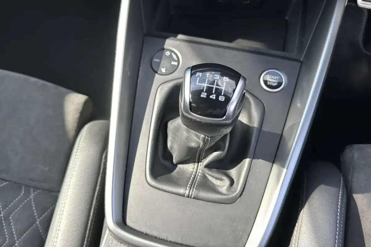 2021-audi-a3-15-35-tfsi-edition-1-sportback-5d-big-12