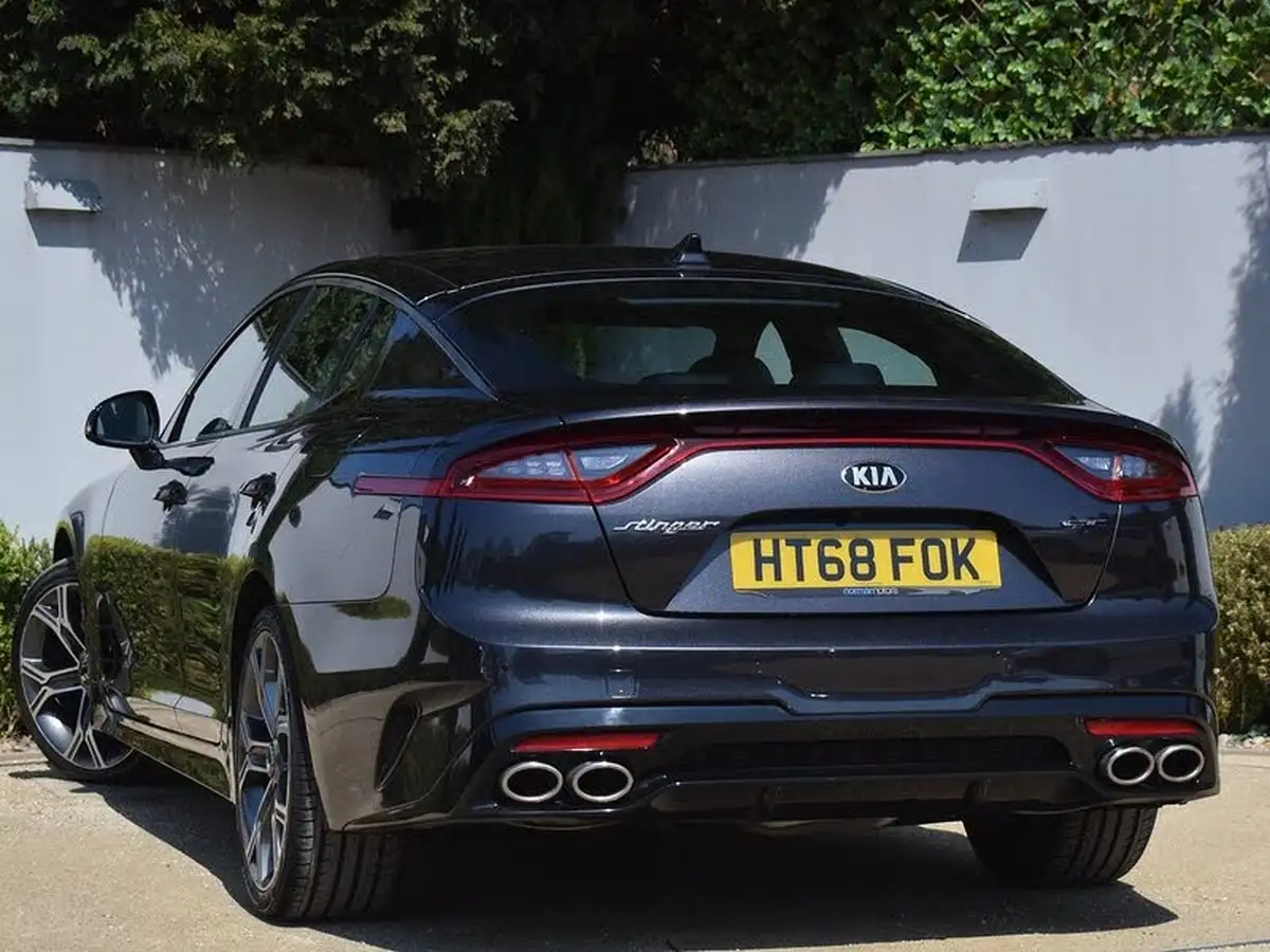 2019-kia-stinger-33-t-gdi-gt-s-365bhp-big-1