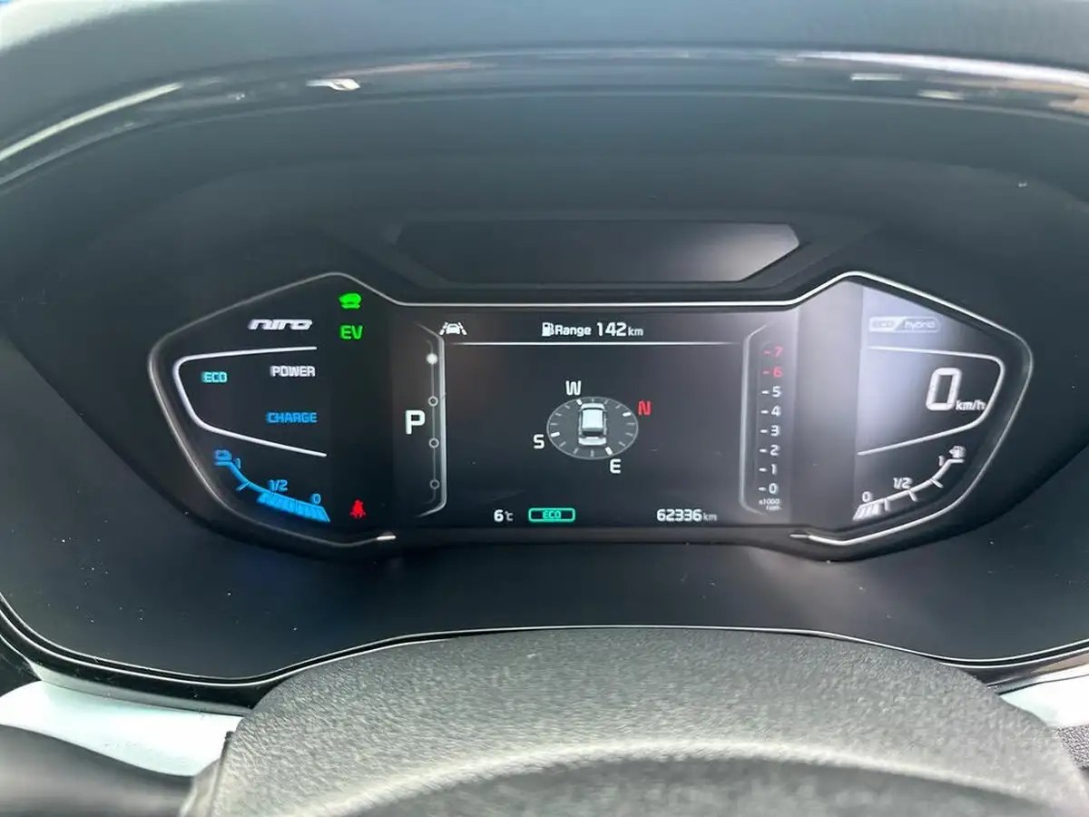 2022-kia-niro-16-gdi-3-156kwh-big-17