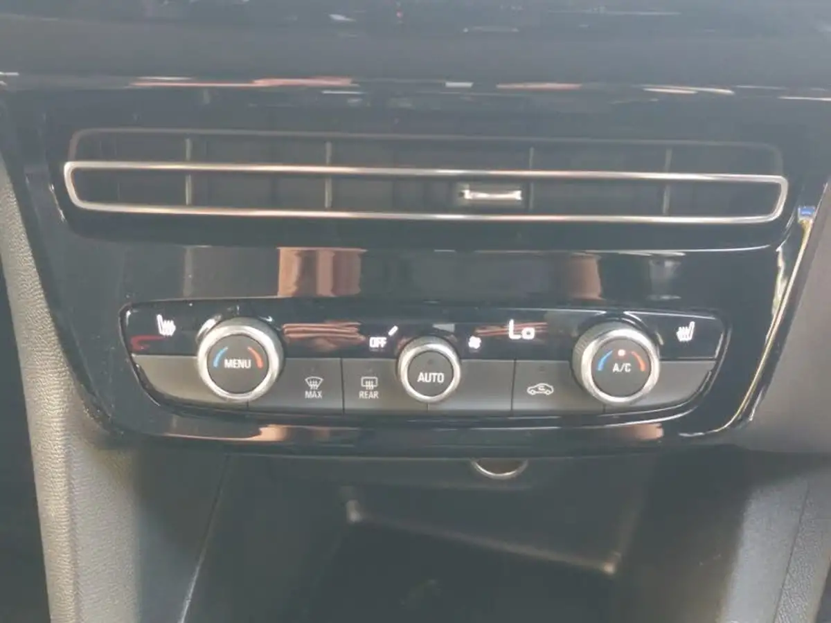 2024-vauxhall-mokka-12-gs-130ps-auto-big-15