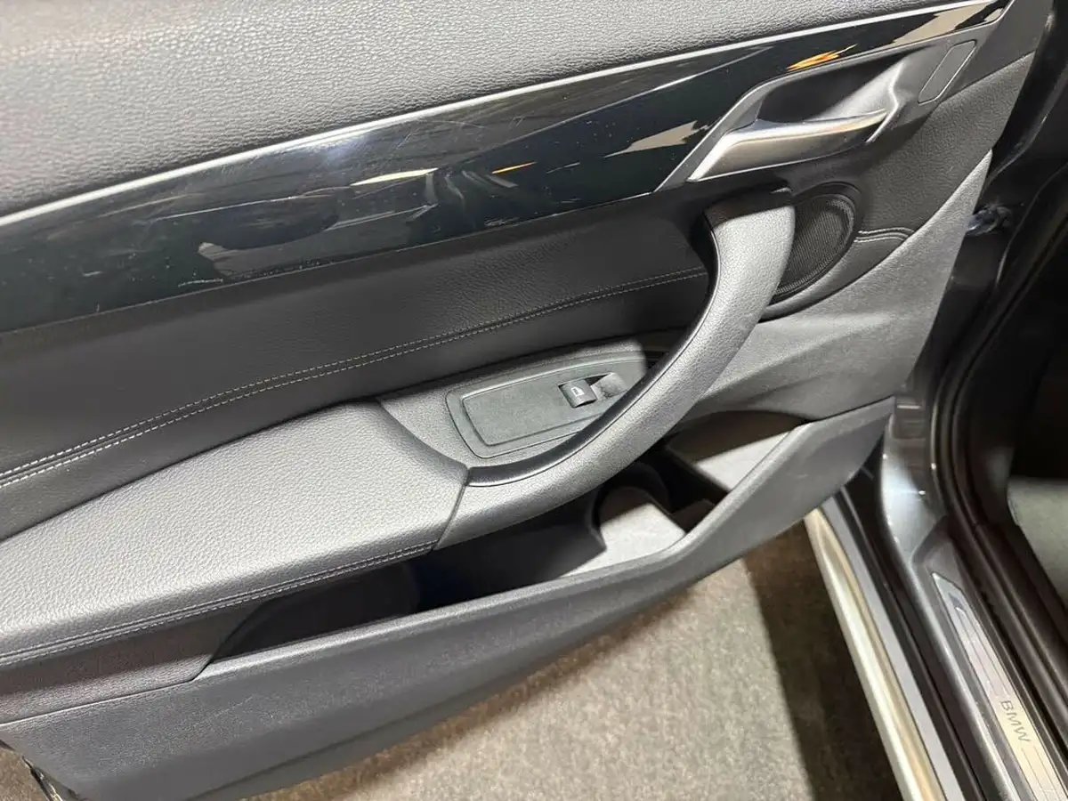 2018-bmw-x1-20td-sdrive18d-xline-ss-big-38