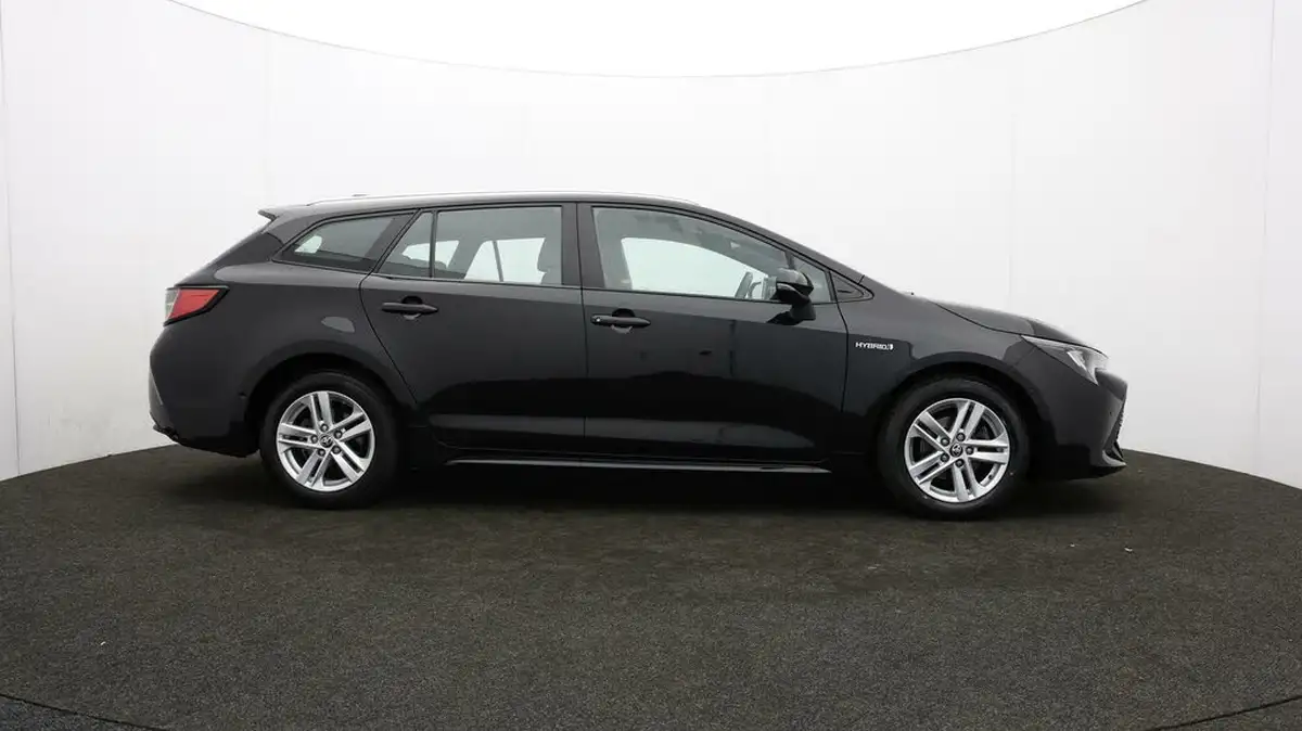 2020-toyota-corolla-18-vvt-i-icon-tech-spare-wheel-touring-sports-5d-big-39