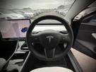 2020-tesla-model-3-e-performance-small-21
