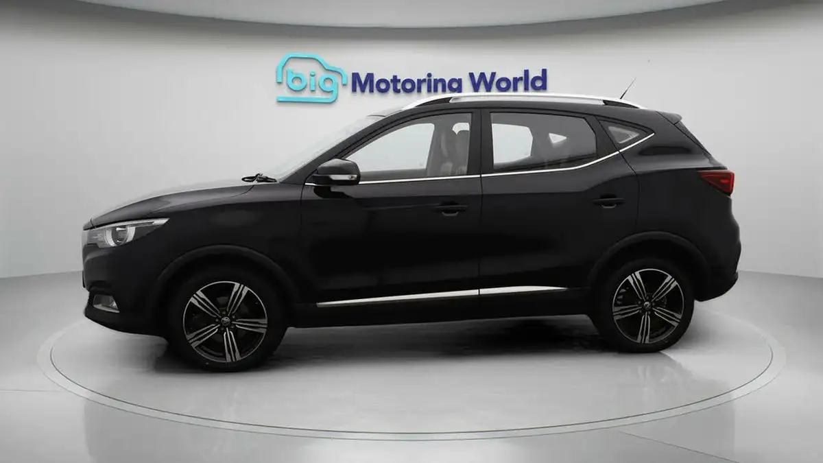 2019-mg-zs-suv-10t-gdi-exclusive-111ps-big-4