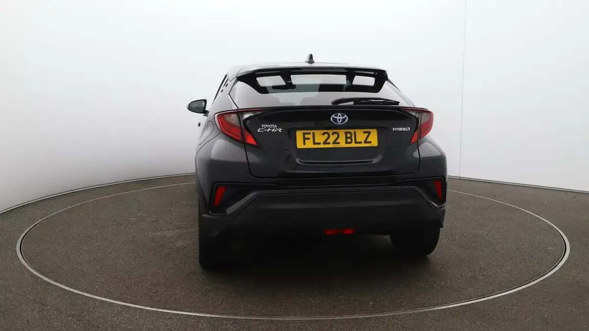 2022-toyota-c-hr-18-vvt-i-design-big-57