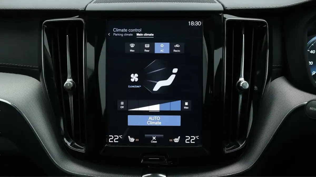 2018-volvo-xc60-20-t8-inscription-big-12