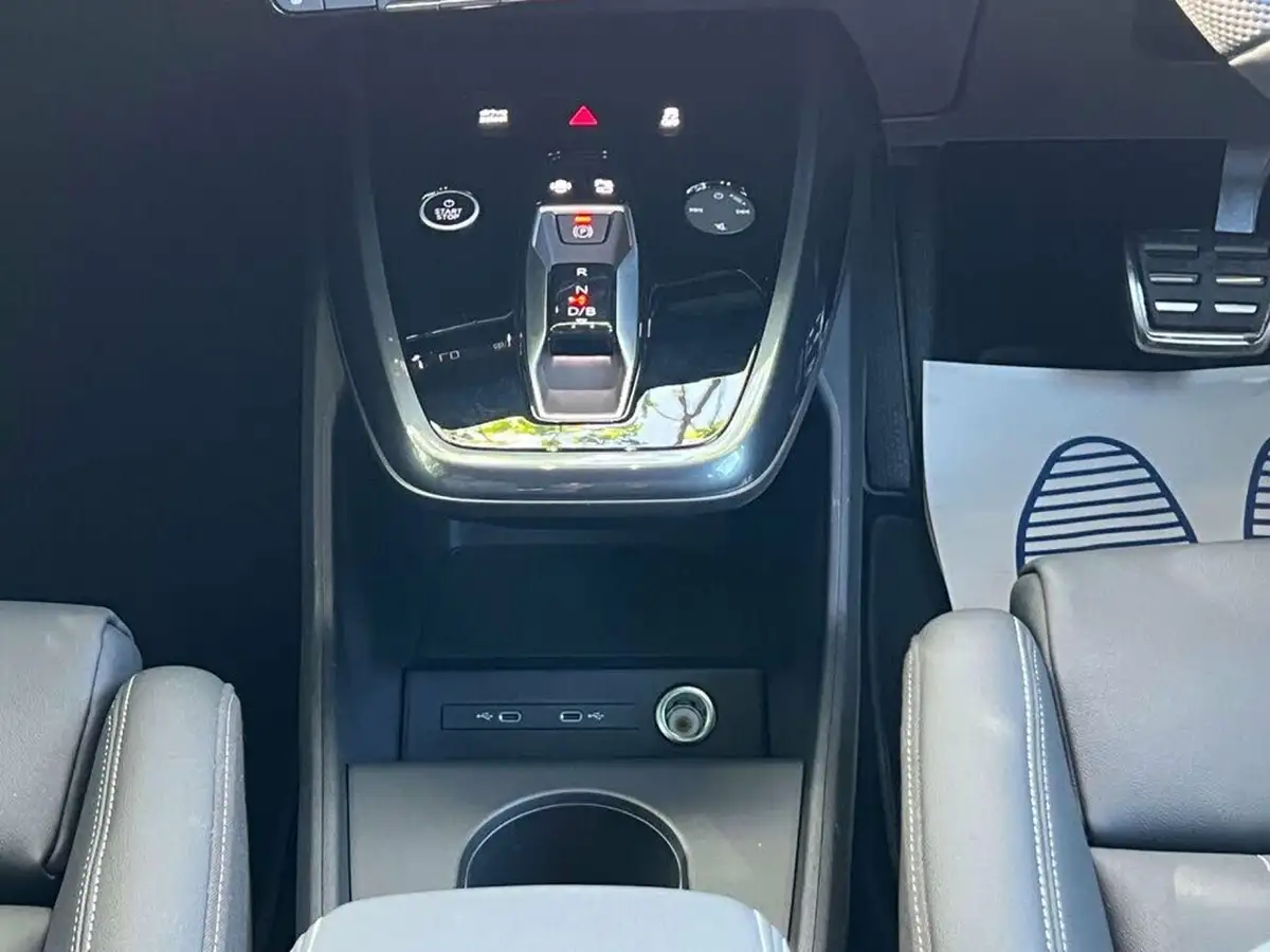 2024-audi-q4-e-tron-45e-s-line-sportback-auto-big-34