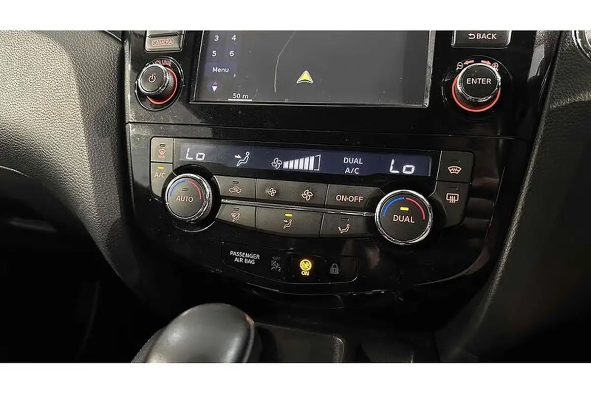 2016-nissan-qashqai-12-dig-t-tekna-xtronic-cvt-big-46