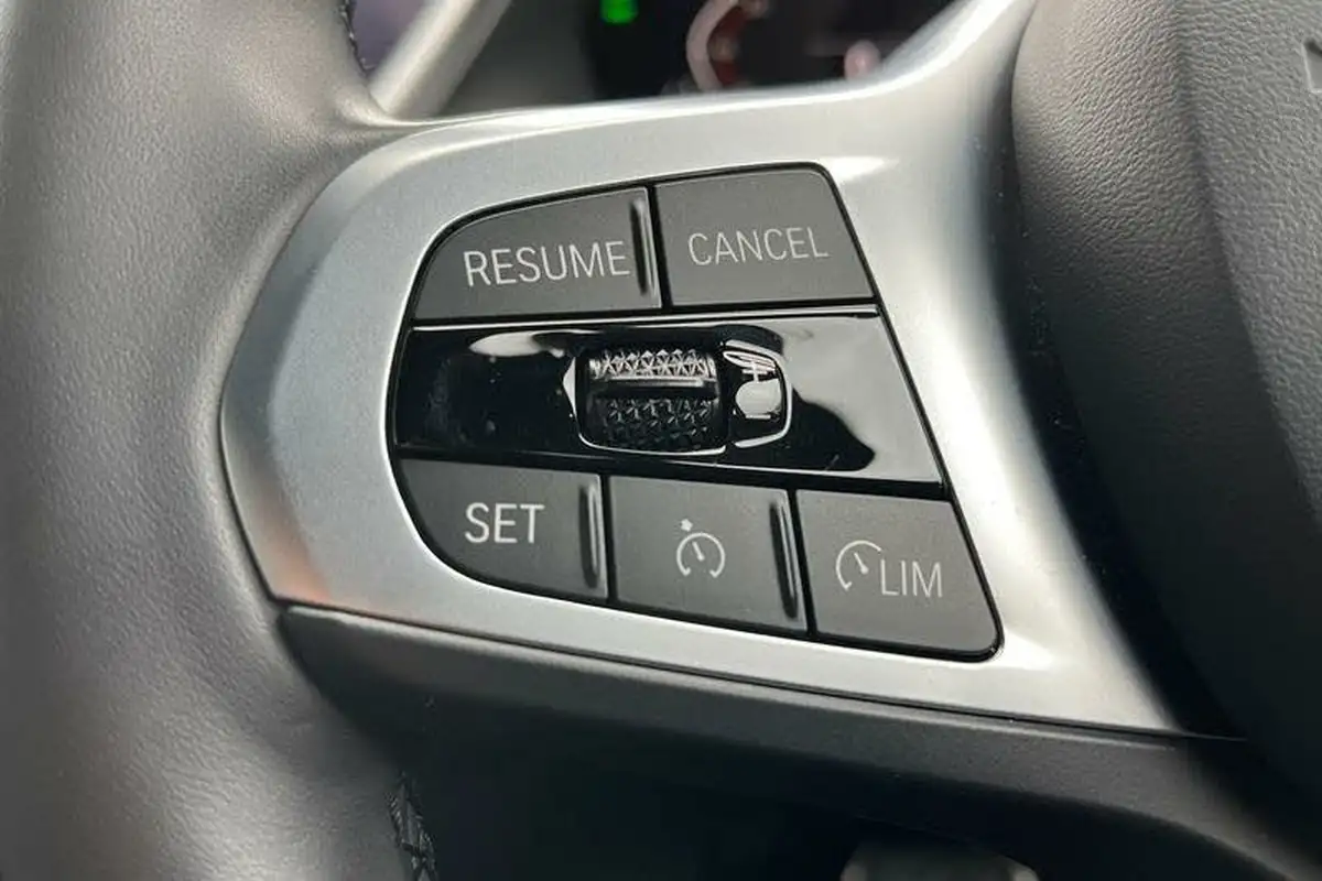 2023-bmw-1-series-15-118i-m-sport-lcp-dct-big-22