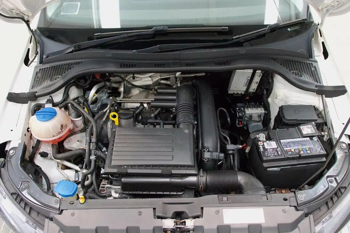 2015-skoda-fabia-12-tsi-se-l-90ps-hatchback-big-25