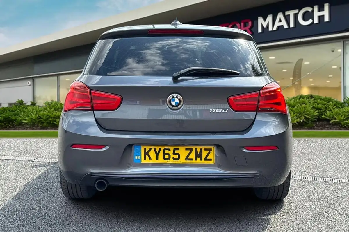 2015-bmw-1-series-15td-116d-sport-116bhp-3d-big-3