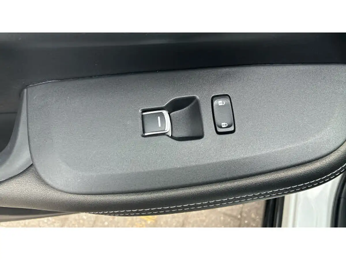 2023-honda-zr-v-20-i-mmd-advance-big-31