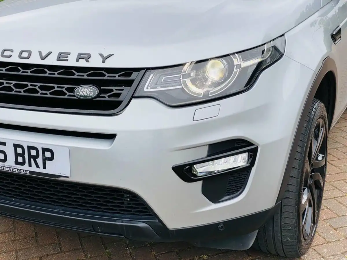 2016-land-rover-discovery-sport-20td4-hse-black-awd-ss-big-16