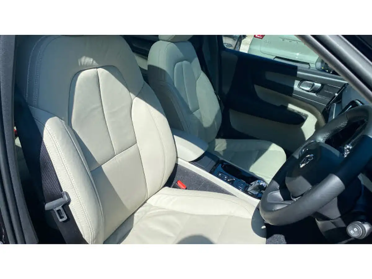 2022-volvo-xc40-20-b4-inscription-awd-big-8