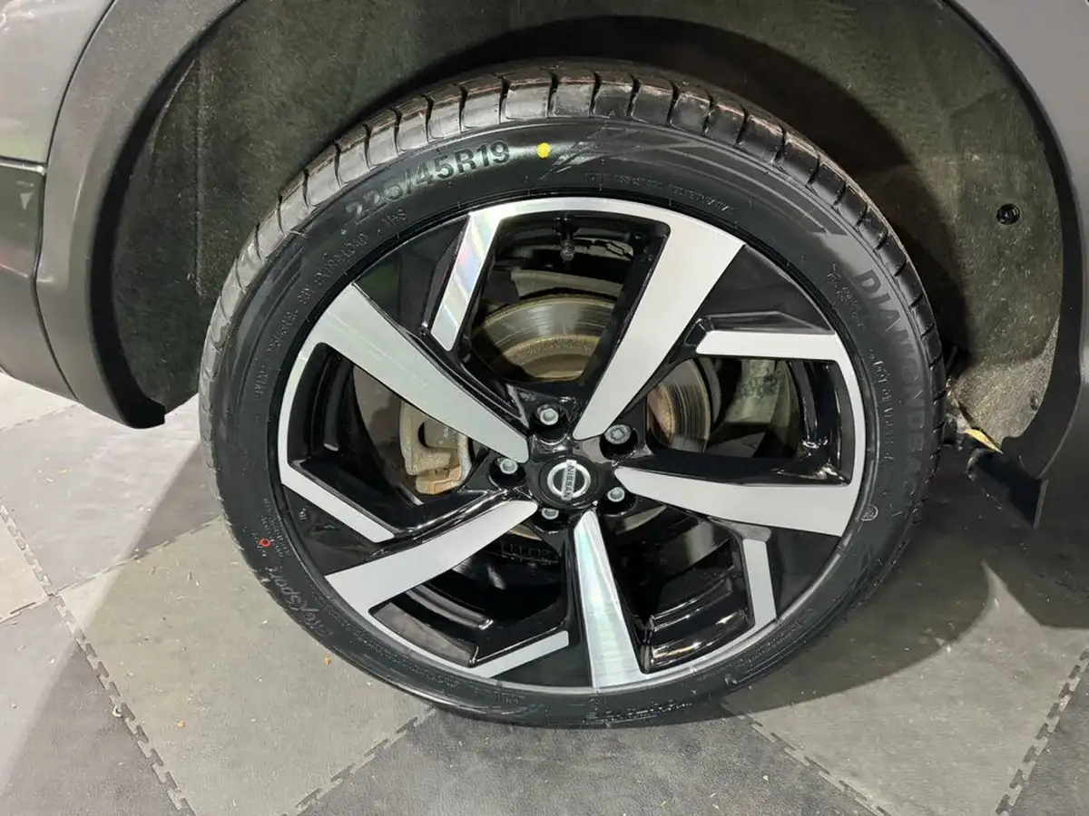 2019-nissan-qashqai-13-dig-t-tekna-160ps-dct-big-28