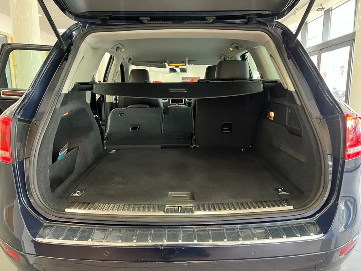 2014-volkswagen-touareg-30td-se-v6-204ps-bmtss-big-50