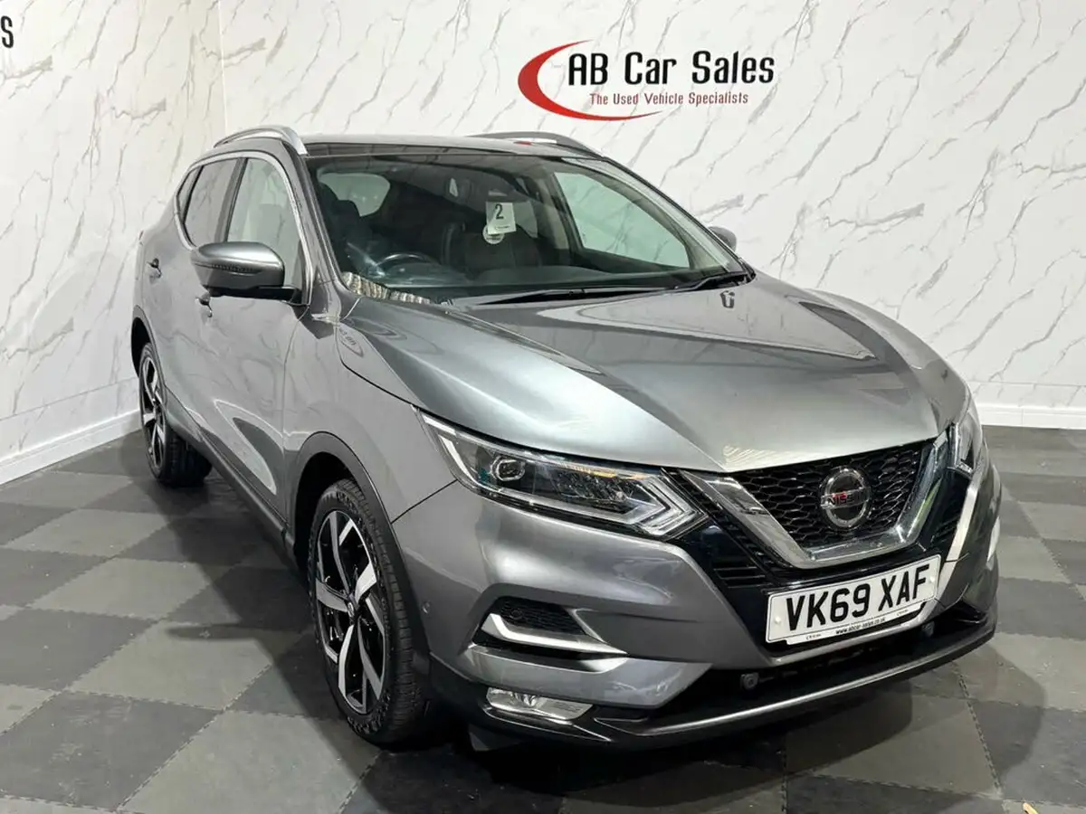 2019-nissan-qashqai-13-dig-t-tekna-160ps-dct-big-4