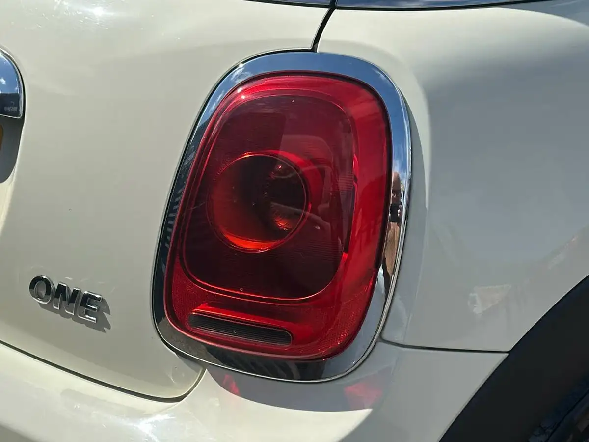 2016-mini-cooper-12-one-3d-big-25