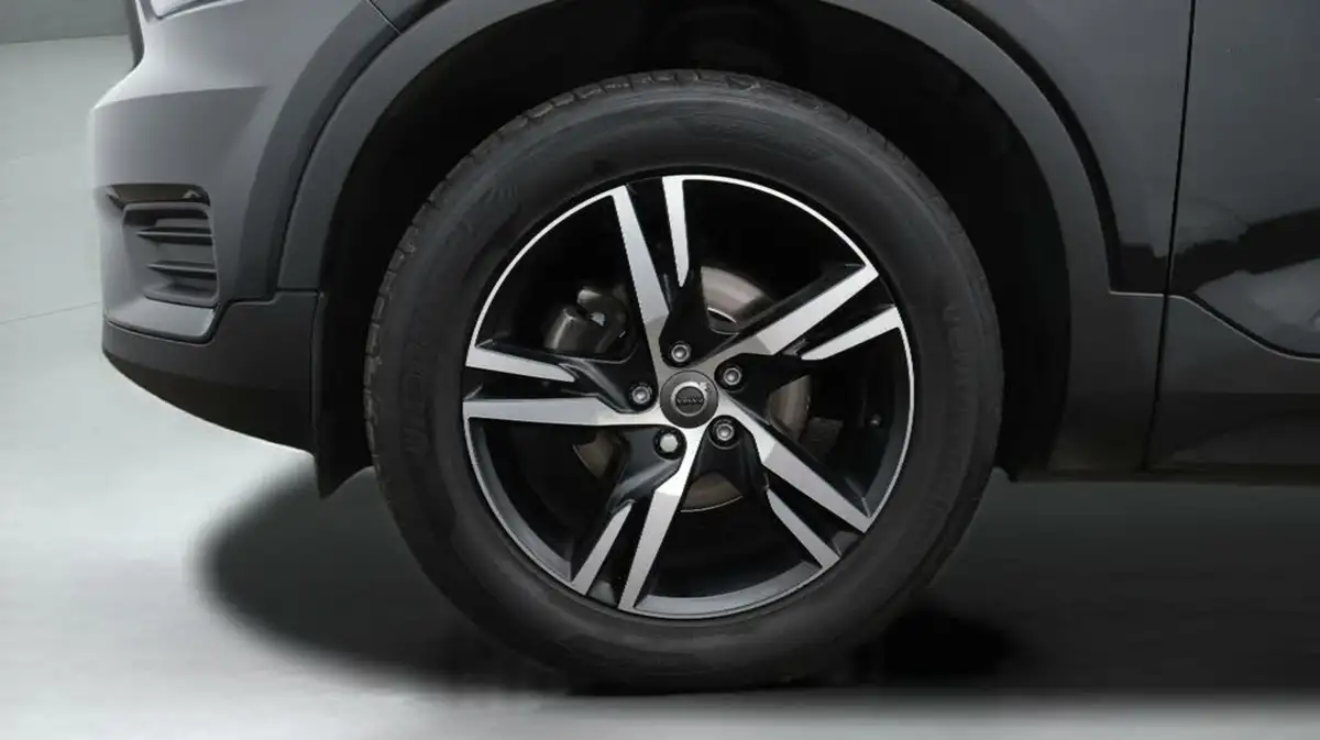 2022-volvo-xc40-15-t3-r-design-auto-big-18