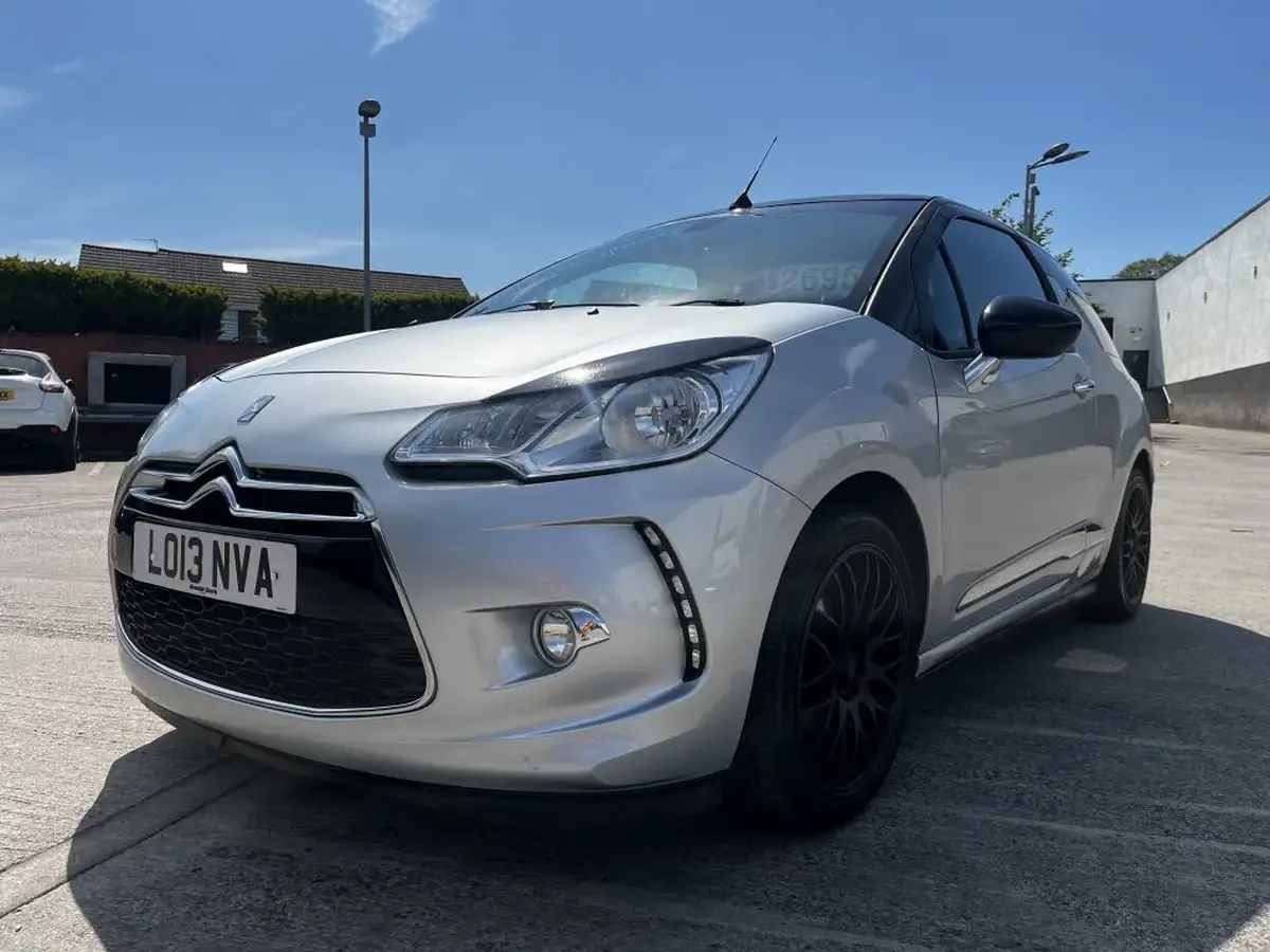 2013-citroen-ds3-cabrio-16-dstyle-plus-big-17