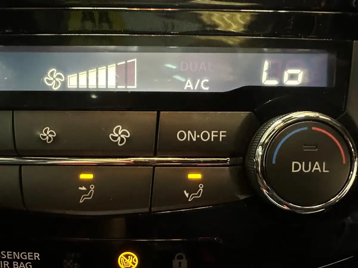 2017-nissan-qashqai-12-dig-t-n-vision-18in-big-25