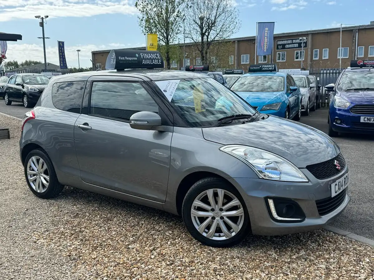 2014-suzuki-swift-12-sz4-94ps-3d-big-0