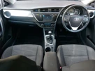 2013-toyota-auris-16-icon-hatchback-small-2
