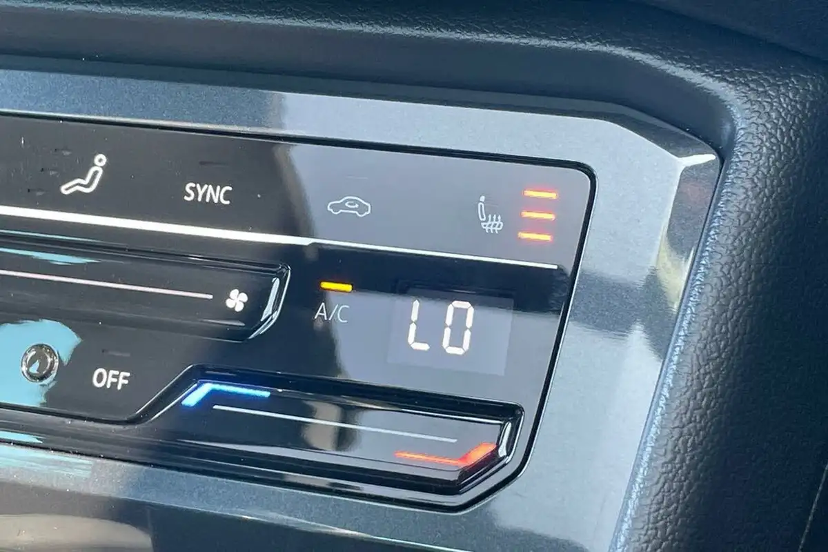 2024-volkswagen-tiguan-15-tsi-r-line-edition-big-50