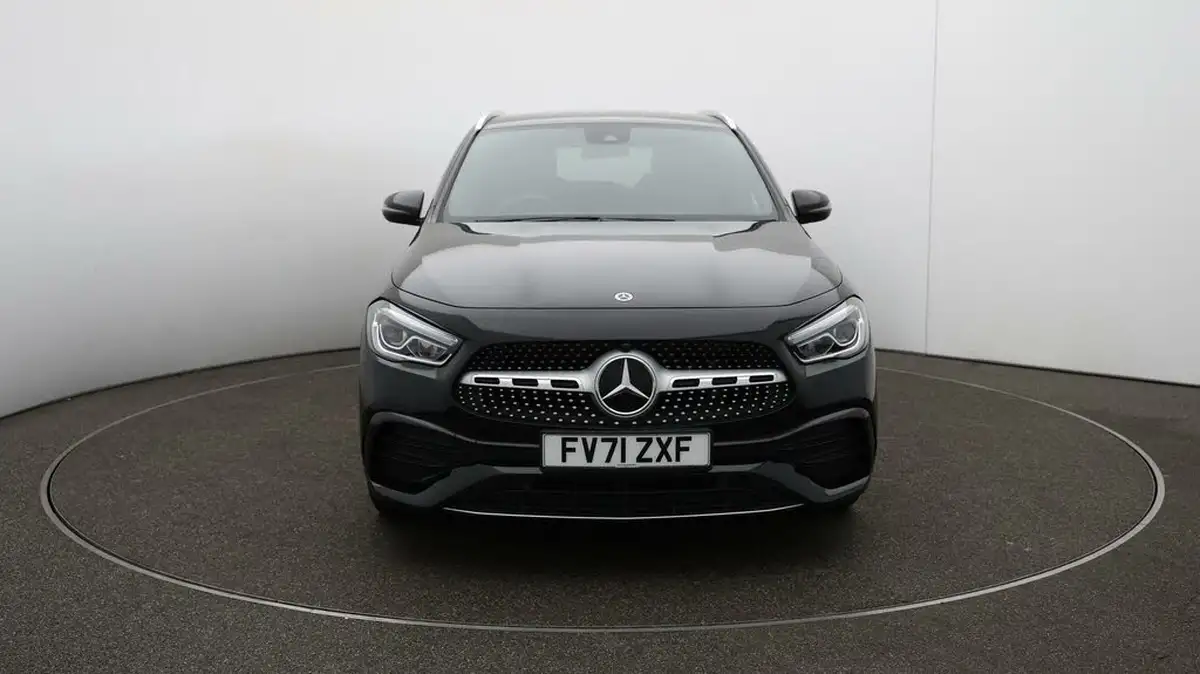 2022-mercedes-benz-gla-class-13-gla-180-amg-line-premium-big-38