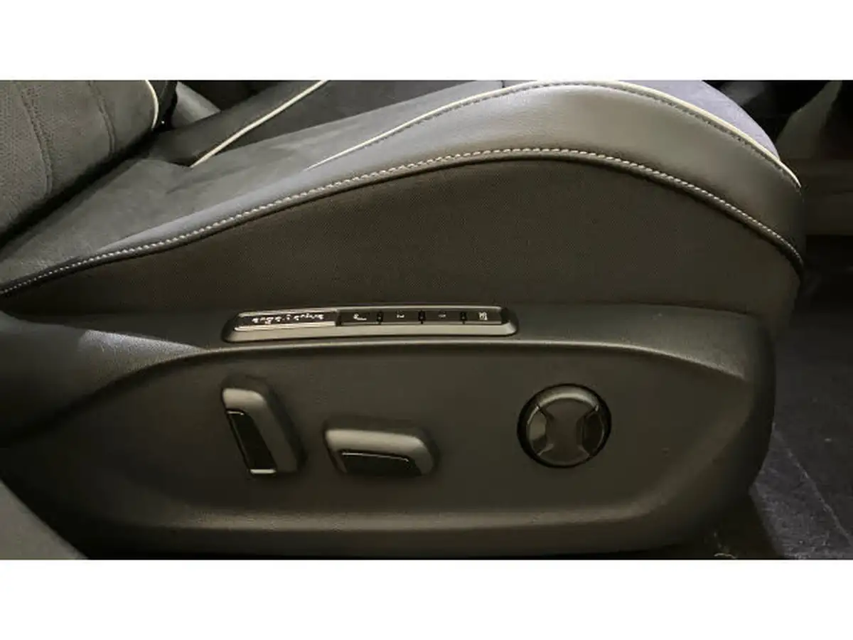 2025-volkswagen-id7-e-pro-match-interior-pack-tourer-big-24
