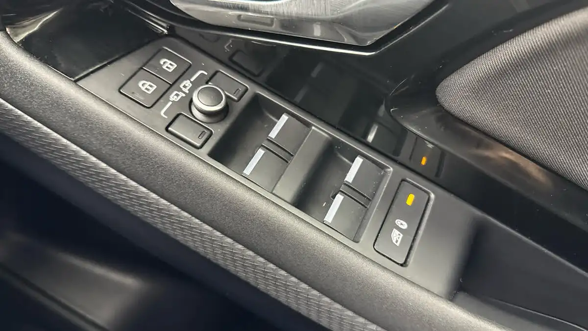 2021-land-rover-range-rover-evoque-20-d165-awd-auto-big-20