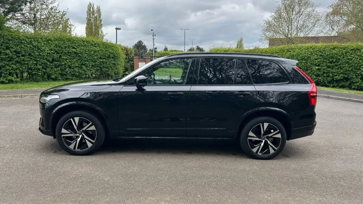 2021-volvo-xc90-20td-b5-r-design-big-20