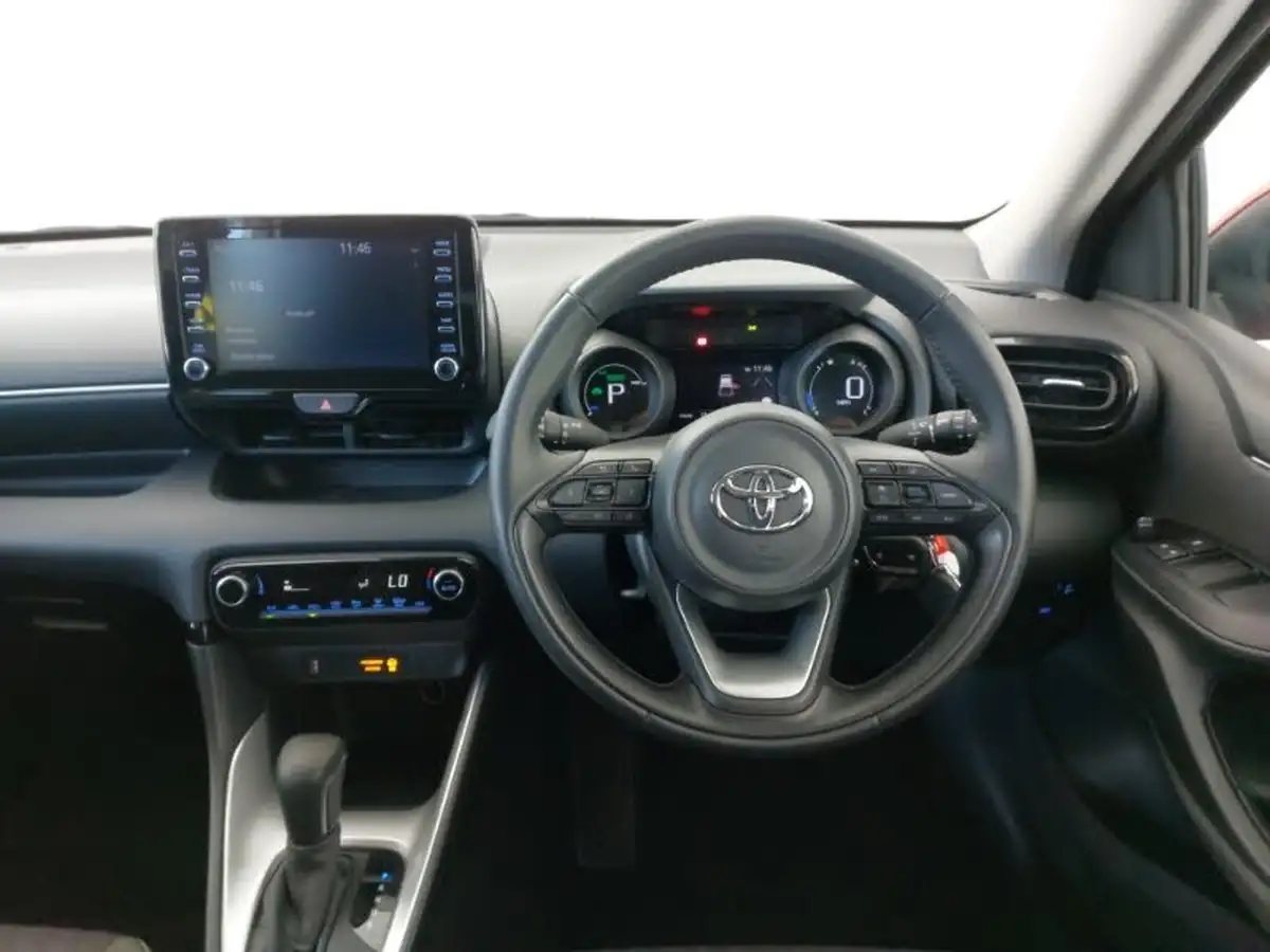 2022-toyota-yaris-15-vvt-i-design-big-6