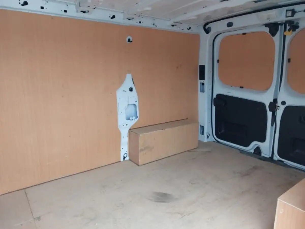 2022-renault-trafic-20dci-sl28-130-business-big-5