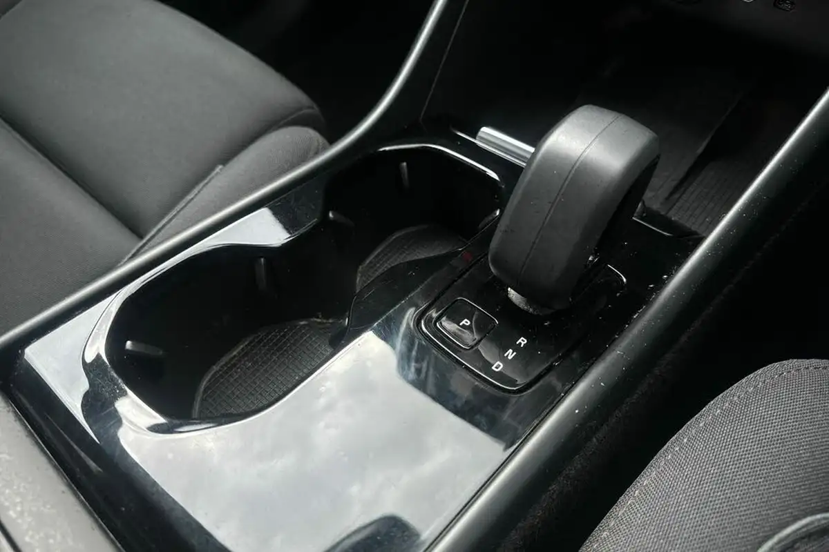 2021-volvo-xc40-e-twin-recharge-big-12