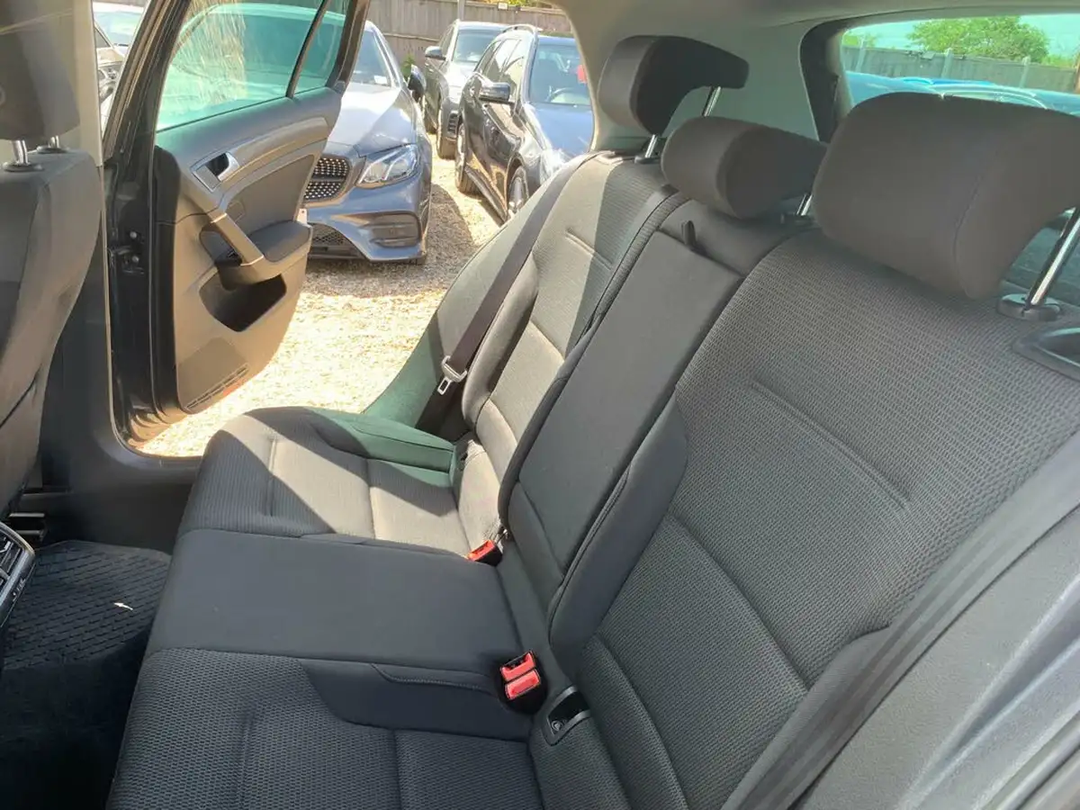 2019-volkswagen-golf-16tdi-match-hatchback-5d-dsg-big-34