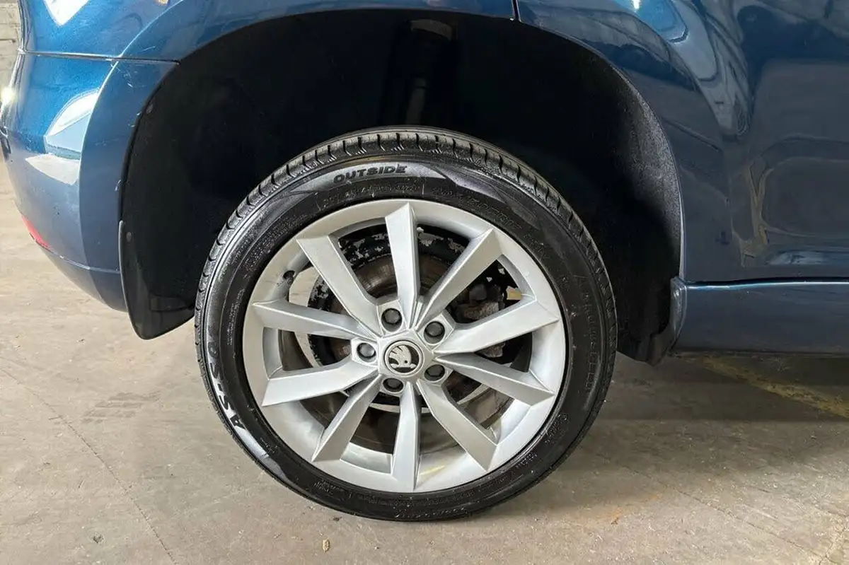 2015-skoda-yeti-20tdi-scr-se-big-13