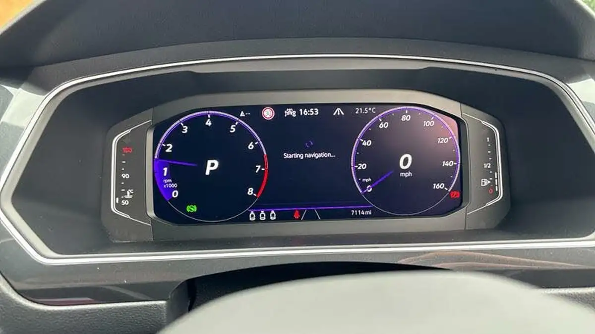 2023-volkswagen-tiguan-15-tsi-r-line-big-19