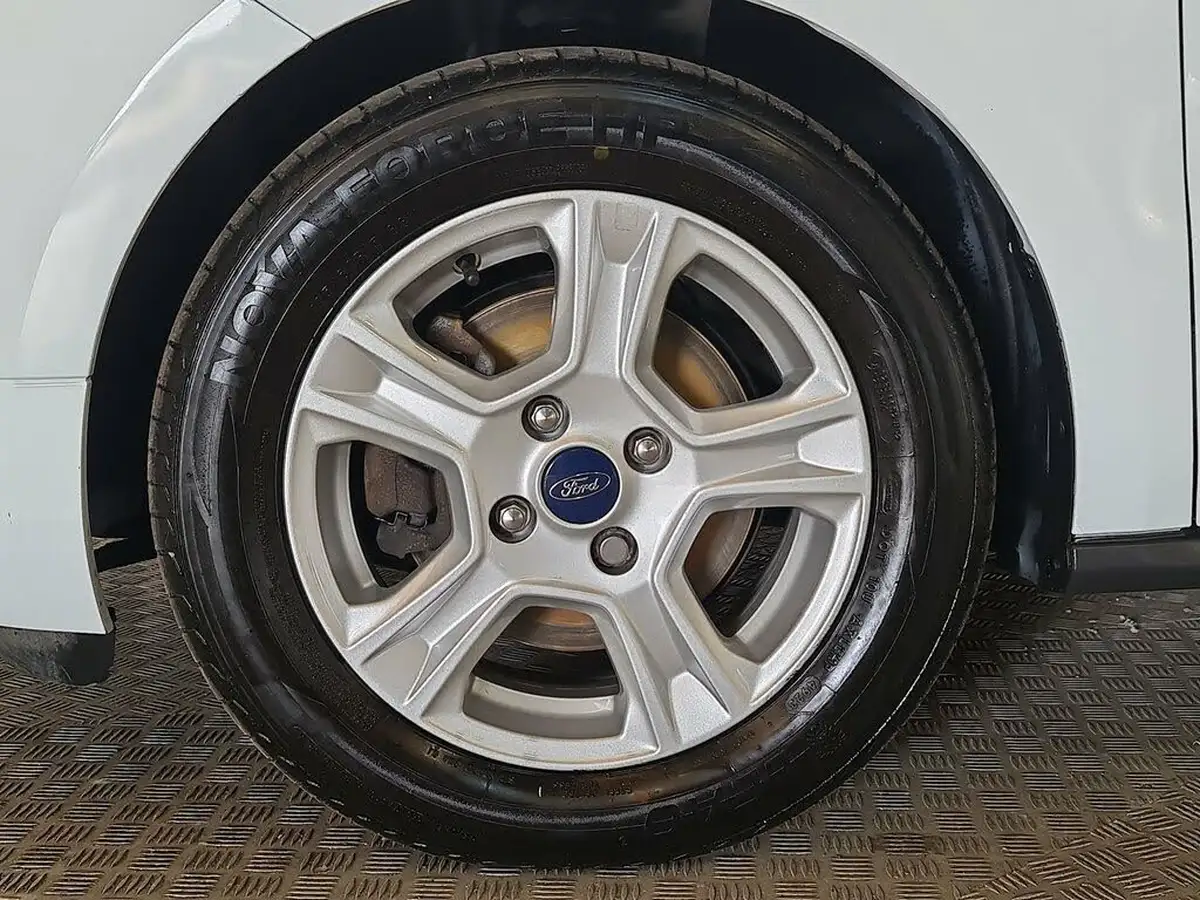 2022-ford-transit-courier-10t-limited-ecoboost-big-6