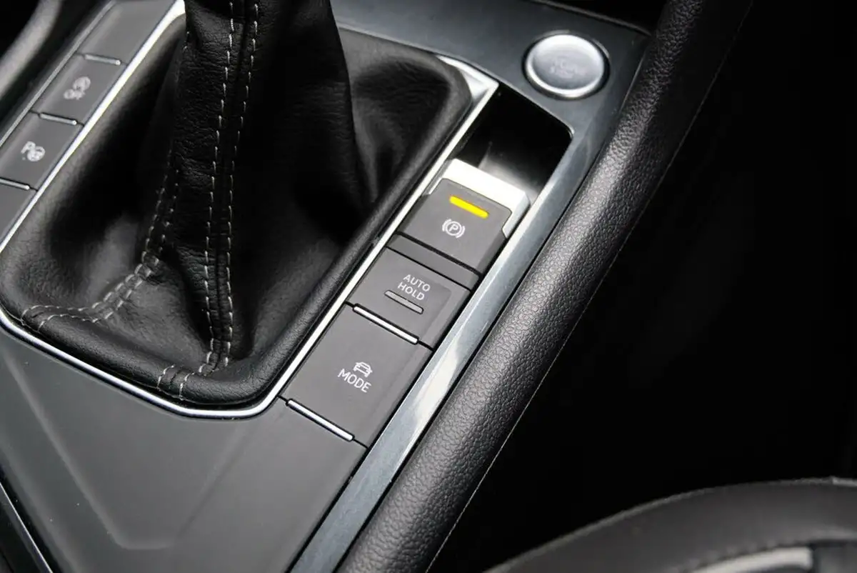 2024-volkswagen-tiguan-15-tsi-r-line-edition-big-24