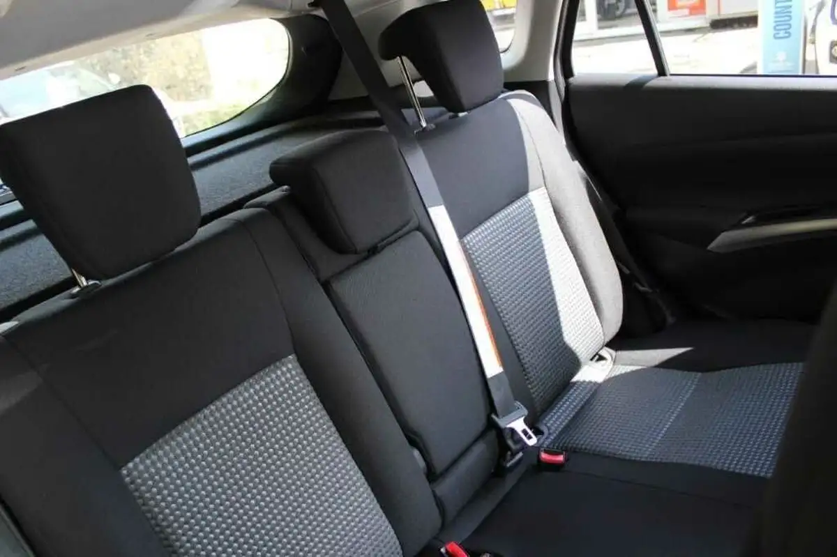 2023-suzuki-s-cross-14-boosterjet-motion-big-27