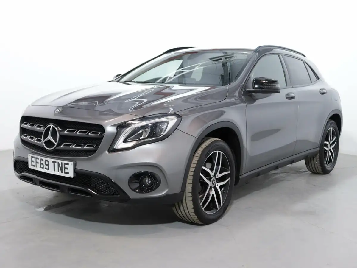 2020-mercedes-benz-gla-class-16-gla-180-urban-edition-7g-dct-big-4